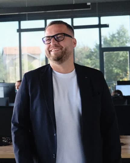 Meriton Shurdhani – Gründer Web Austria